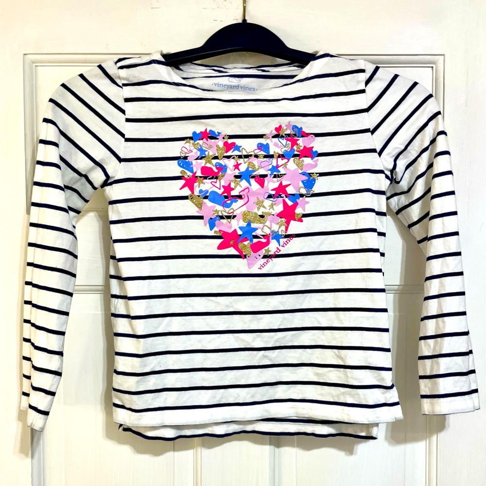 Vineyard Vines Girls Medium Long Sleeve T-shirt Heart and whale logo